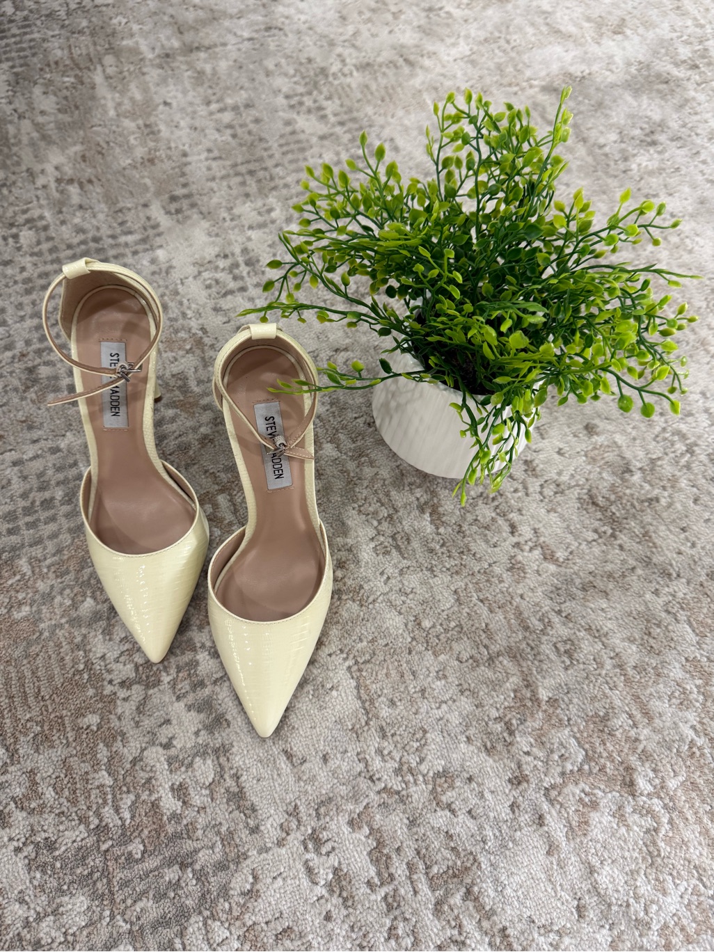 Steve Madden Cream Pointed-Toe Ankle-Strap Heels